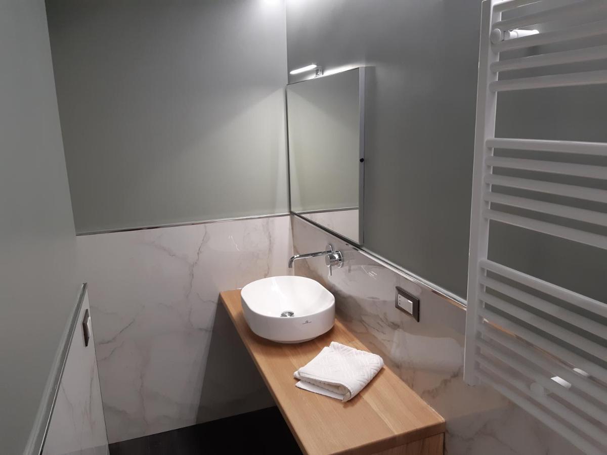 Il Giardino Di Elettra - Freeparking Aparthotel Генуа Екстериор снимка