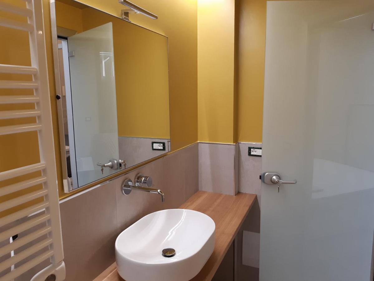 Il Giardino Di Elettra - Freeparking Aparthotel Генуа Екстериор снимка