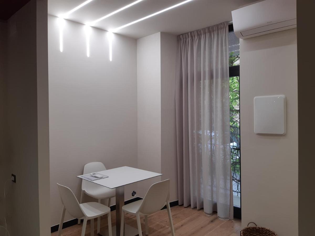 Il Giardino Di Elettra - Freeparking Aparthotel Генуа Екстериор снимка